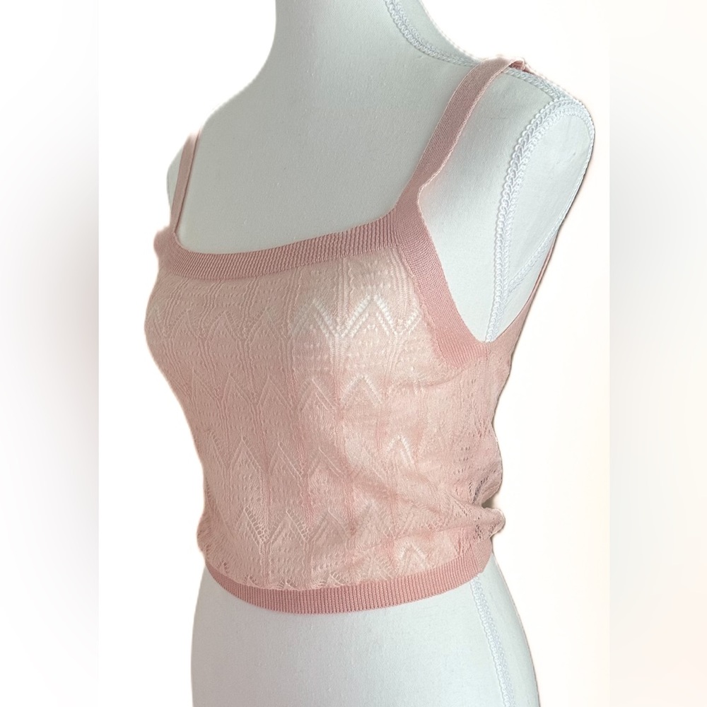 Zara women’s knit Pointelle cropped top w/ spaghetti straps Pink. Small